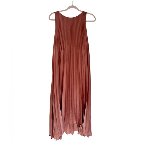 Vince Blush High Low Chevron Pleated Dress Size XS - Picture 2 of 6